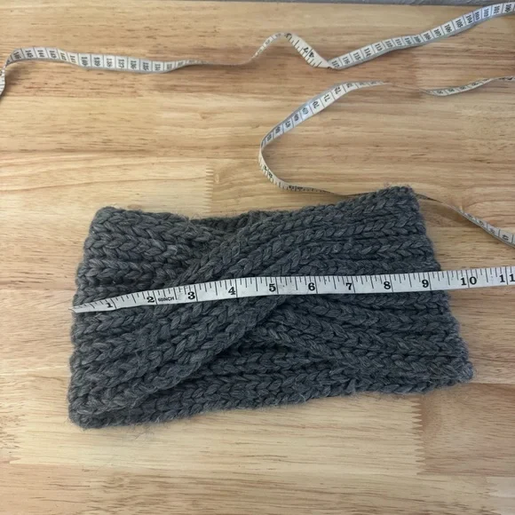 Coach Knit‎ Woven Gray Warm Cozy Winter Headband - Picture 4 of 4